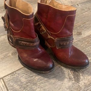 Freebird booties sz 7